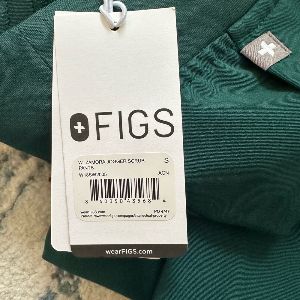 Figs Amazon Green Set - Picture 3 of 3